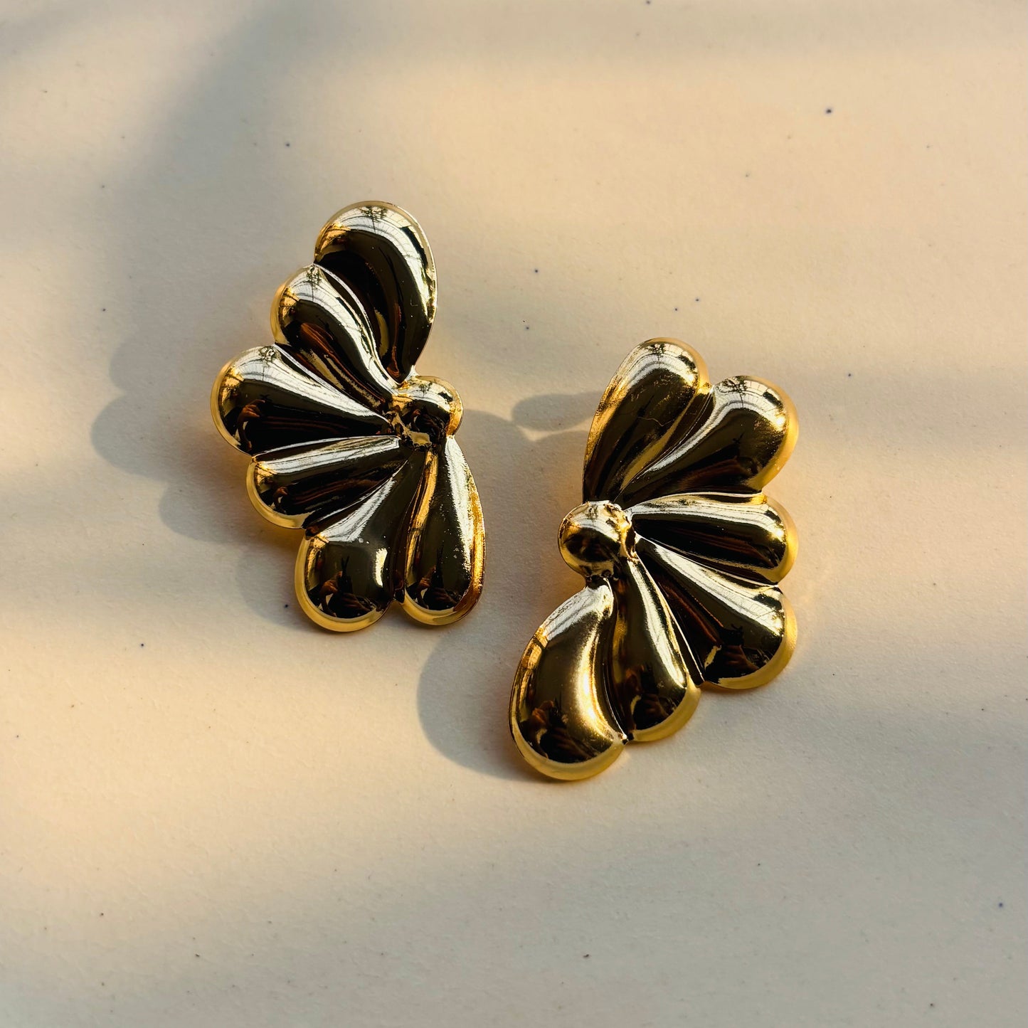Flower might studs