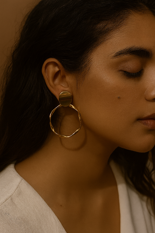 Twist & Glow Hammered Hoop Earrings
