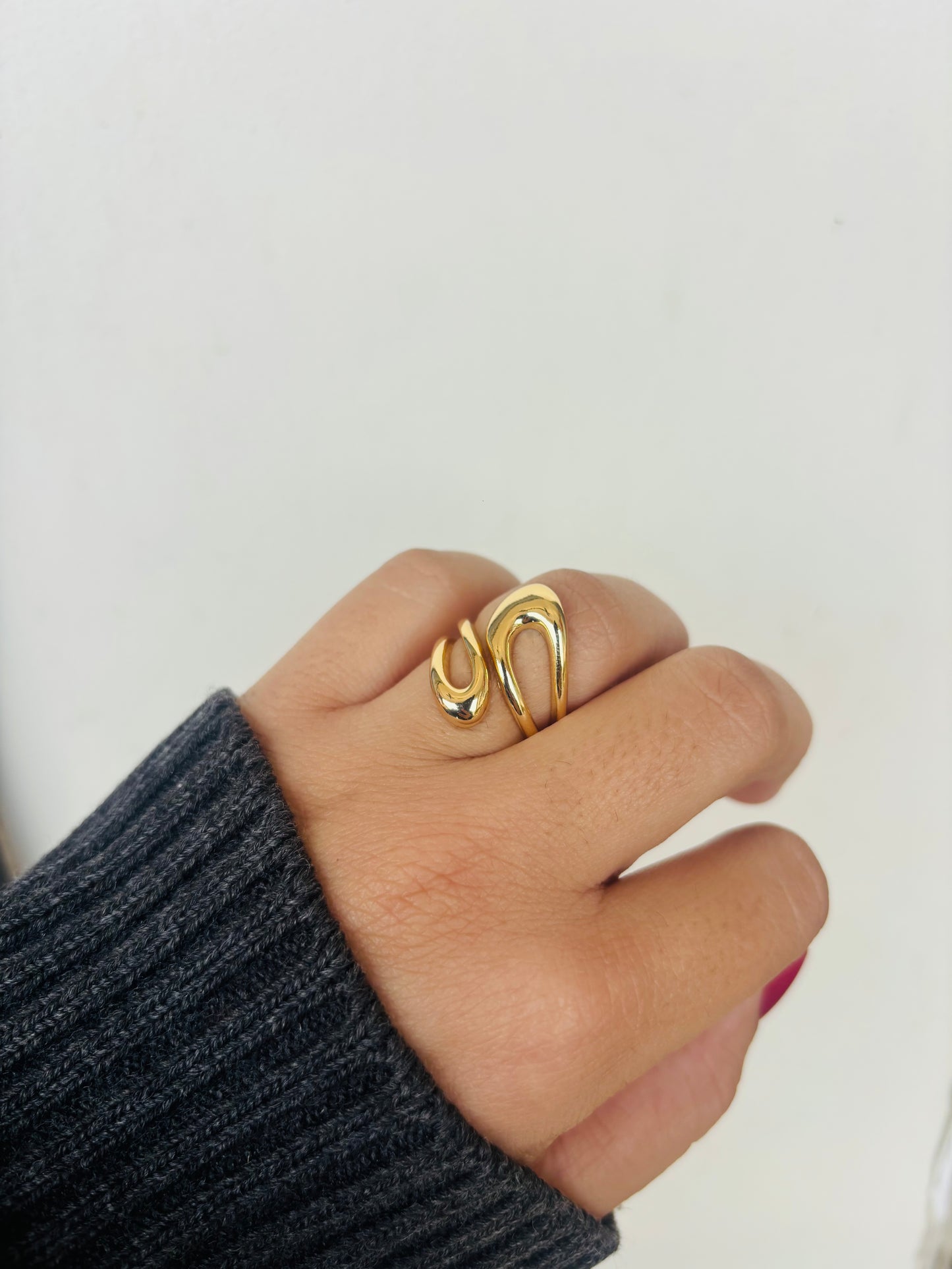 Aurelia Flow Ring