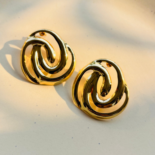 Riza studs