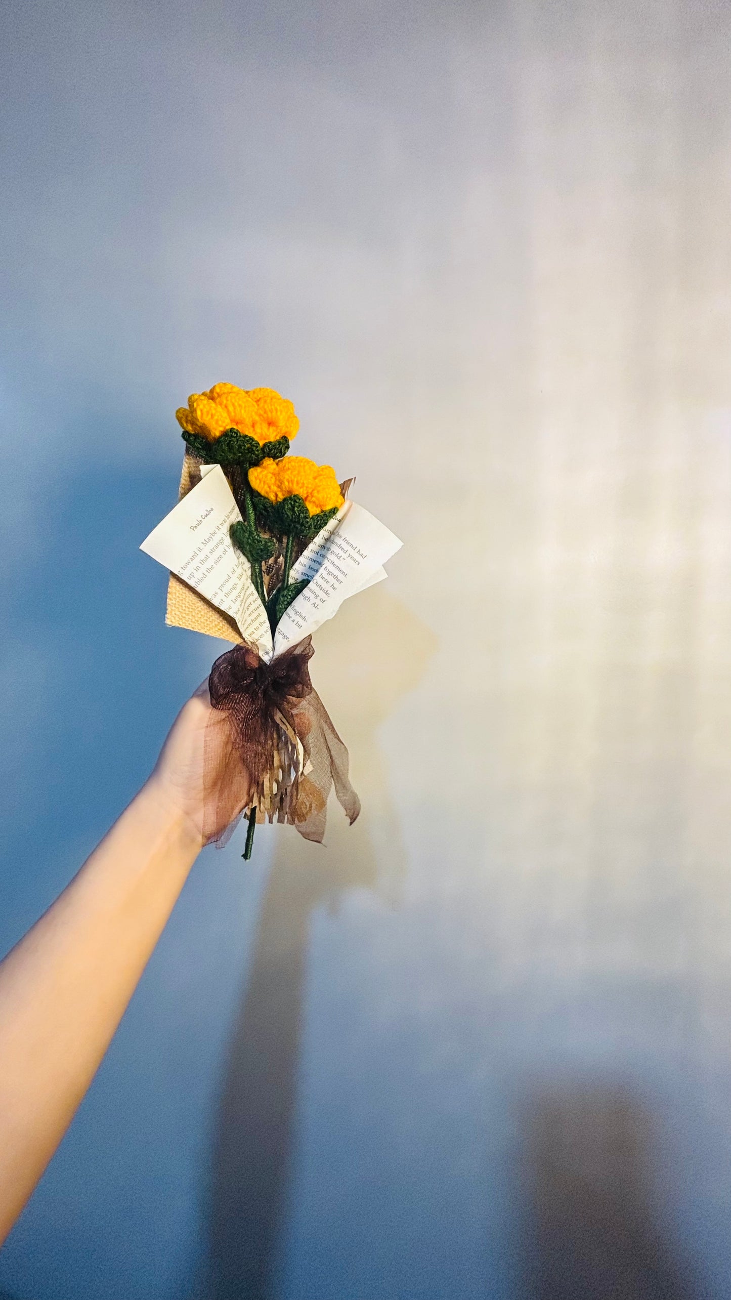 Golden Glow – Crochet Rose Duo