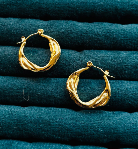 Twisted hoops