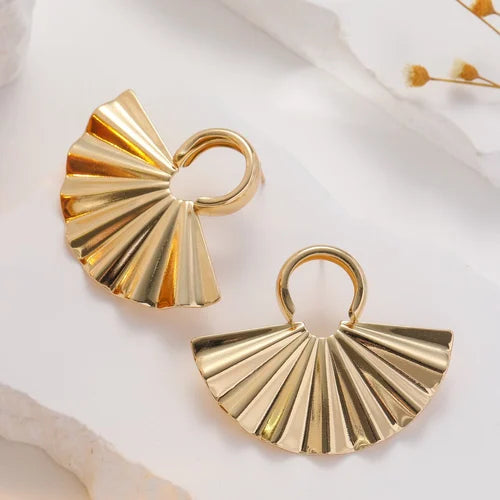 Golden Fan Radiance Earrings