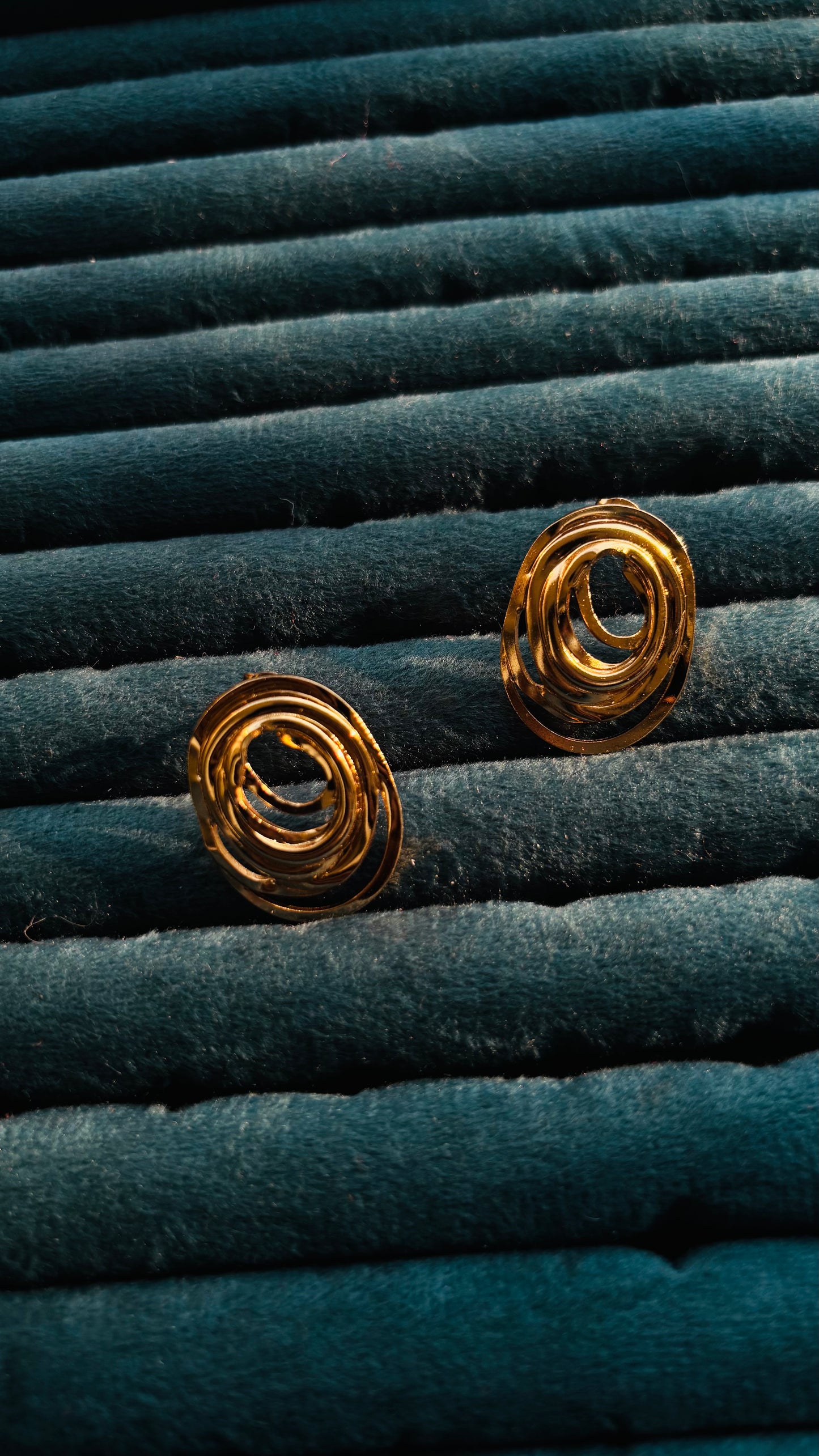 Rounds studs