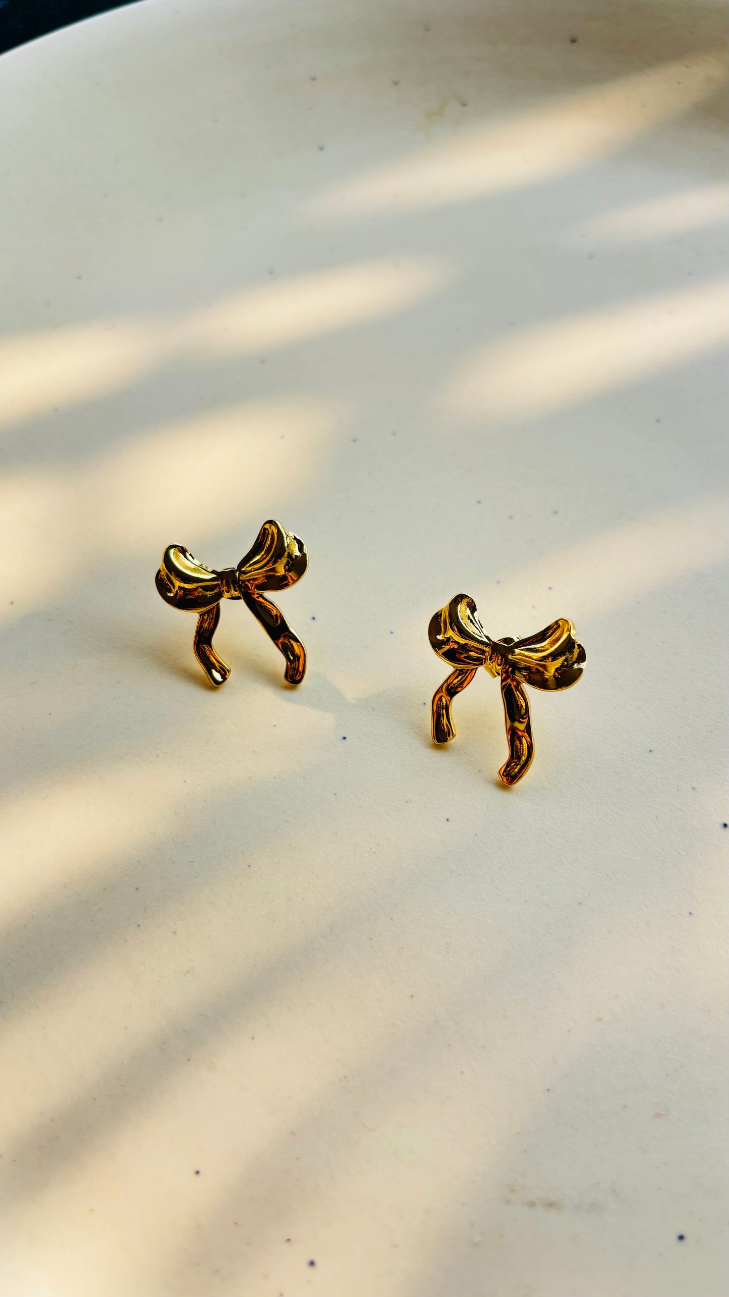 Bow studs