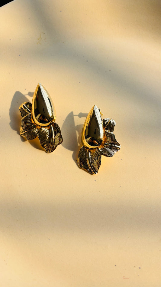 Drop flower earrings