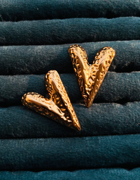 Textured heart studs