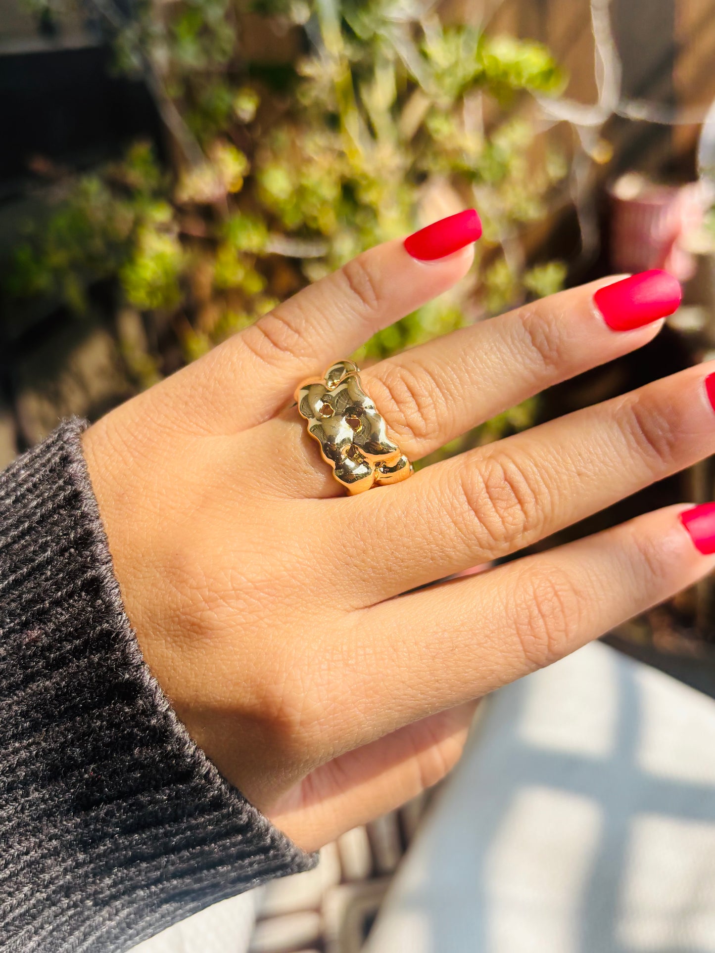 Aira Ring