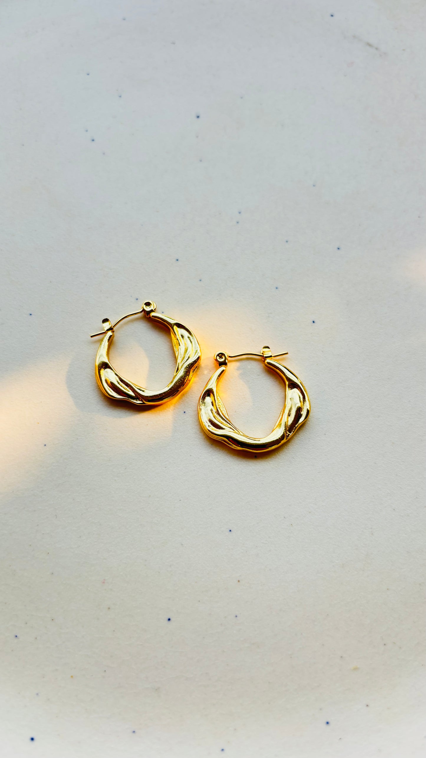 Twisted hoops