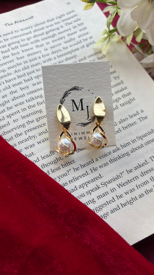 Twisted Pearl Drop Earrings