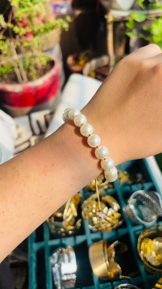 Pearl adjustable bracelet